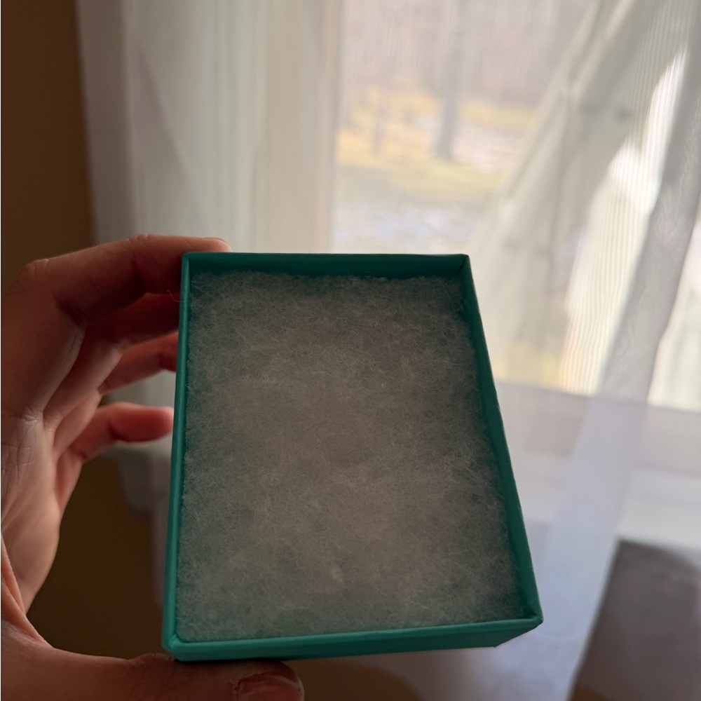 Tiffany&Co Box with Drawstring Pouch - Picture 2 of 6